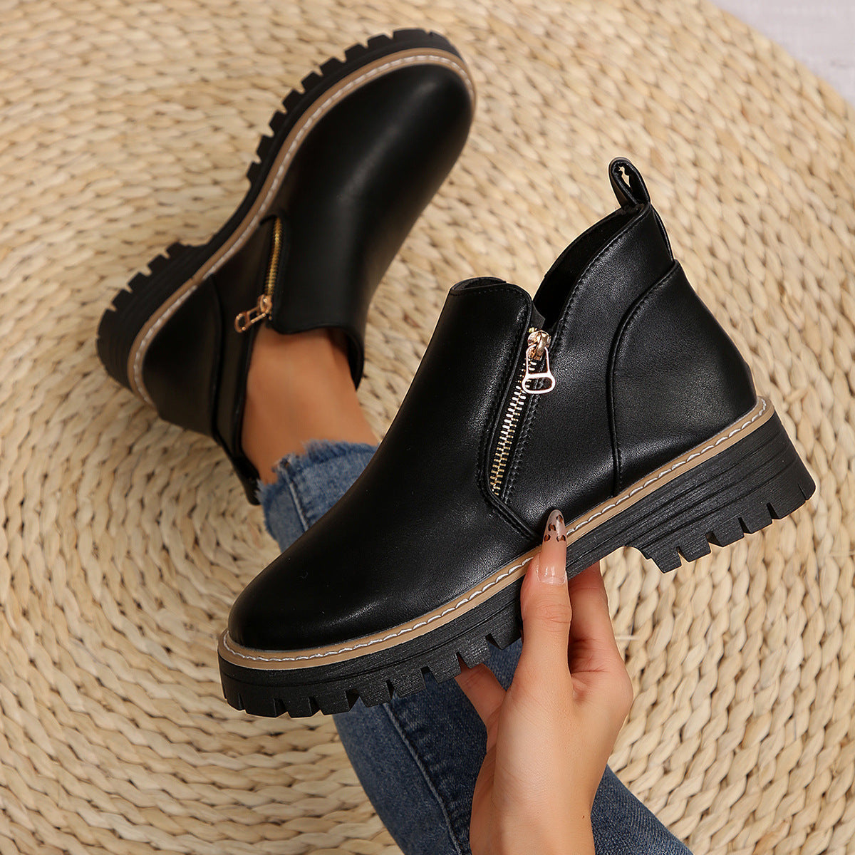PAMELA | ORTHOPAEDIC ANKLE BOOTS